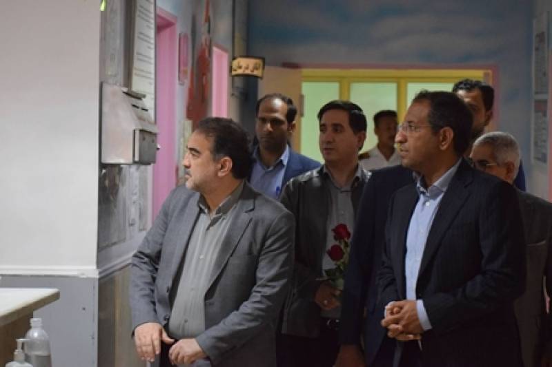 معاون پرستاری وزارت بهداشت از مراکز درمانی شرق هرمزگان و جنوب کرمان بازدید کرد