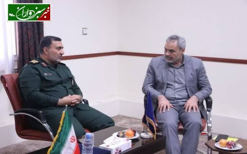 دیدار مدیرکل آموزش و پرورش استان به مناسبت روز پاسدار کرمان با فرمانده سپاه ثارالله