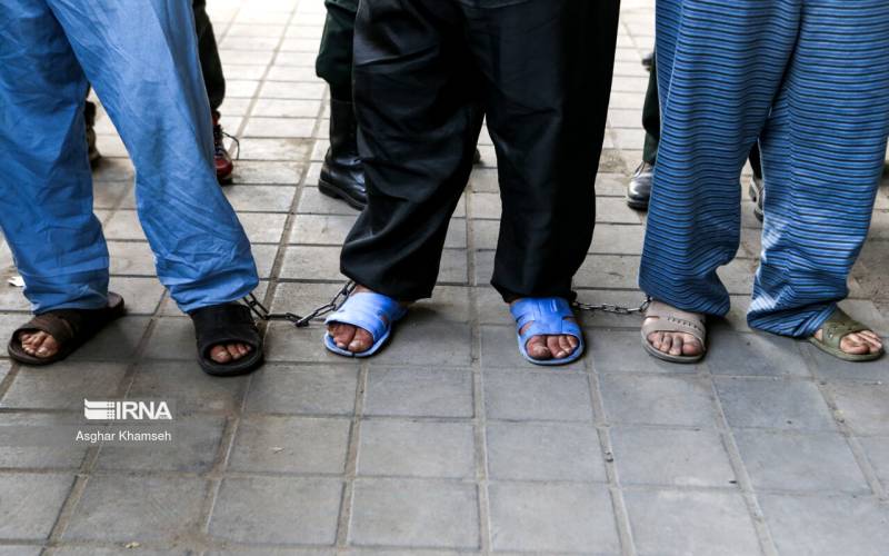 ۱۰ متهم تحت تعقیب در چند عملیات پلیس جیرفت دستگیر شدند