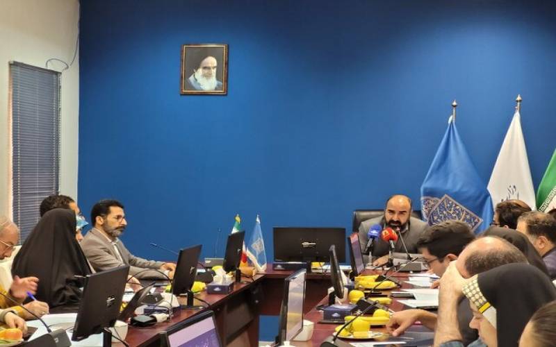 جزئیاتی از کاوش‌ها، فرونشست‌، گلسنگ‌ها و تخریب‌های عمرانی