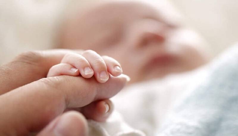 فقر آهن چه عوارضی برای کودک دارد/بهترین سن مصرف قطره‌ آهن