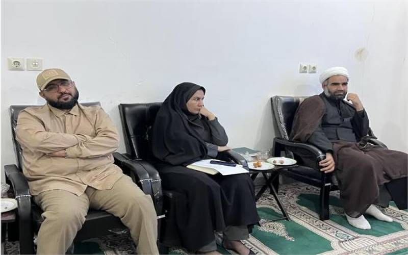 ترویج آیین‌های بومی جایگزین فرهنگ نمایش سلاح شود